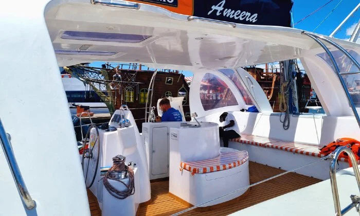 1-Hour Day Cruise for 2 on Catamaran Ameera, V&A Waterfront - Image 8