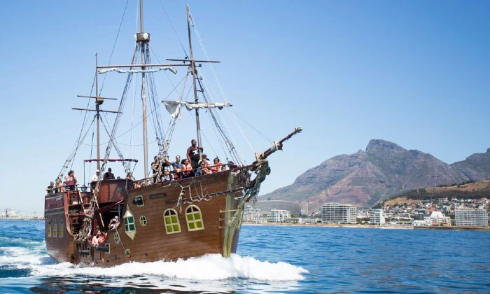 1-Hour Day Cruise for Family of 4 on Jolly Roger Pirate Boat, V&A Waterfront - Image 5