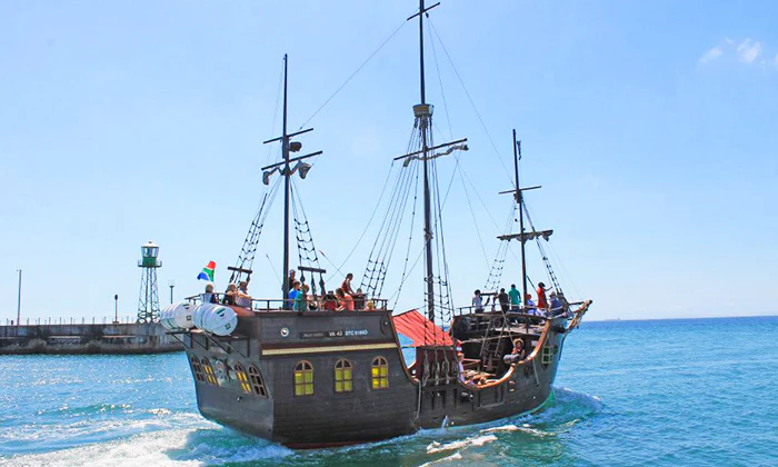 1-Hour Day Cruise for Family of 4 on Jolly Roger Pirate Boat, V&A Waterfront - Image 6
