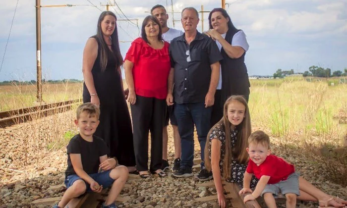 1-Hour Location Family Photoshoot at Allure Sensational - Image 6