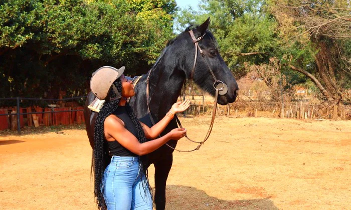 1-Hour Outride Horse Riding Experience with ESDA - Image 15