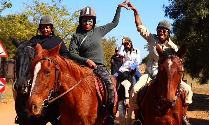 1-Hour Outride Horse Riding Experience with ESDA - Image 9