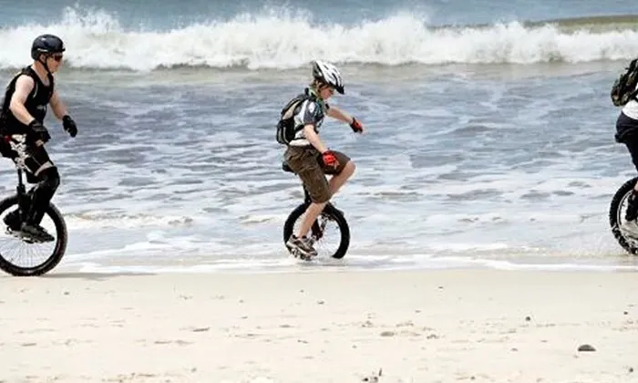 1-Hour unicycle lesson - Image 2