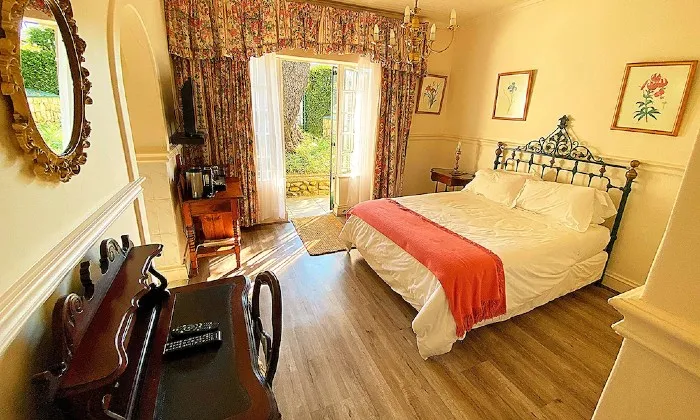 Limpopo: 1 or 2-Night anytime stay for two at Sherwood's Country House - Image 3