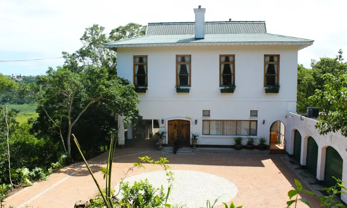 KwaZulu-Natal: 1 or 2-Night stay for two including breakfast at Royston Hall Guesthouse - Image 2