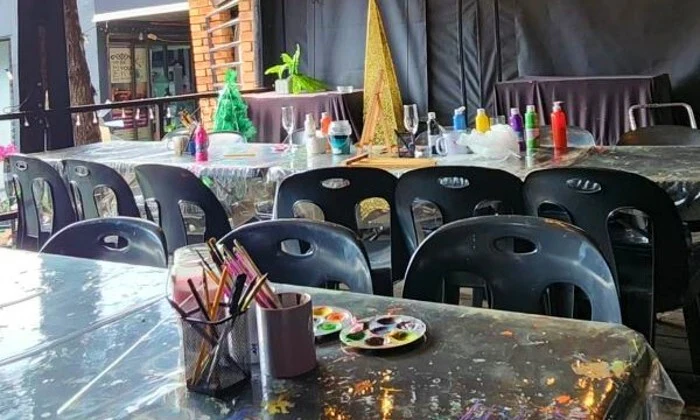 2-Hour Sip and Paint Session including Wine & Snacks for 2 at Art by Kemi - Image 7