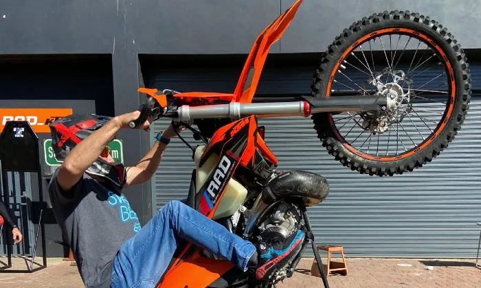 30-Minute wheelie session - Image 2