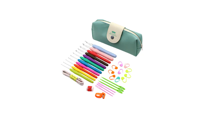31-Piece Set Crochet Hooks Kit Sewing Tools with Storage Bag