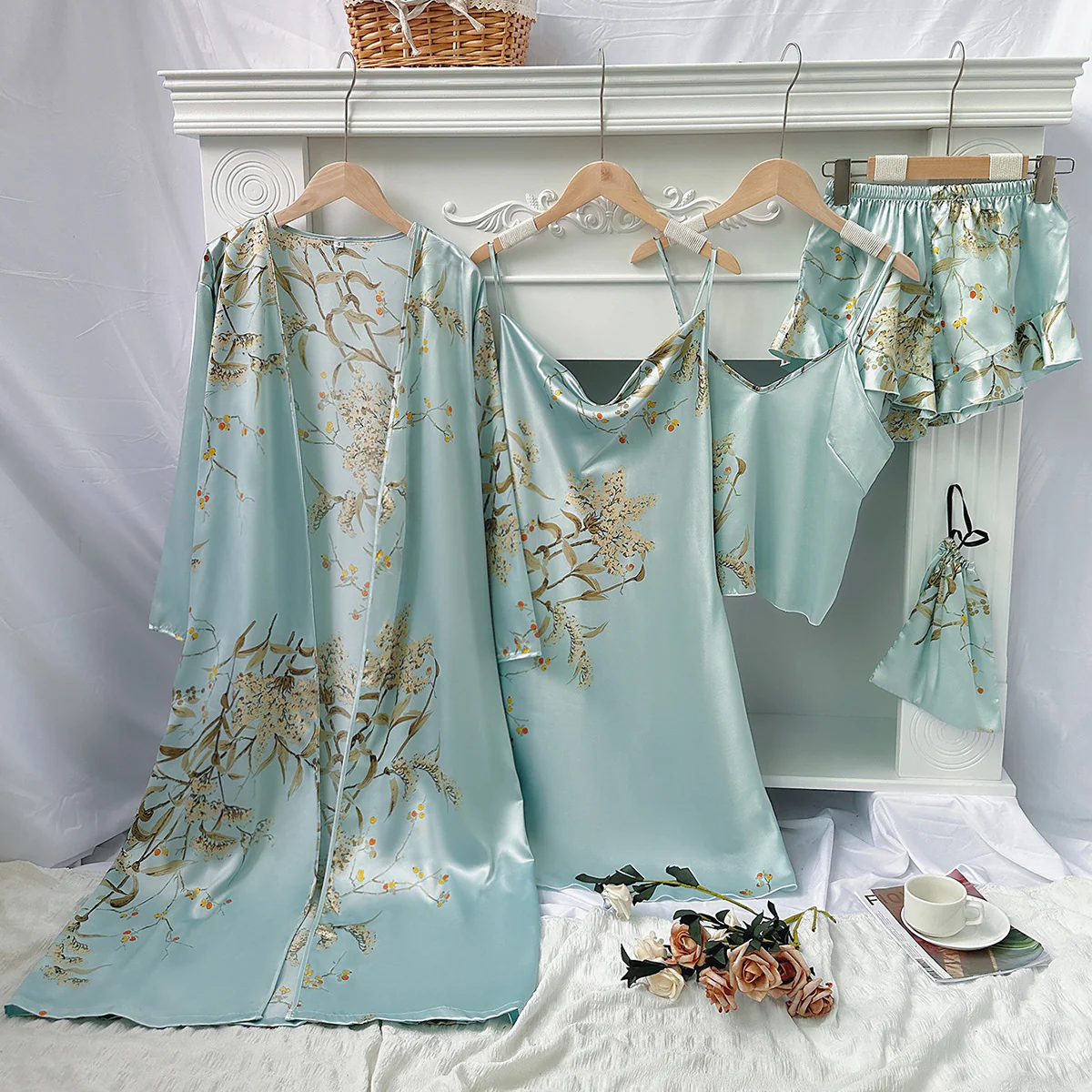 5 Pcs Women's Sexy Lace Nightgown Set - Image 3