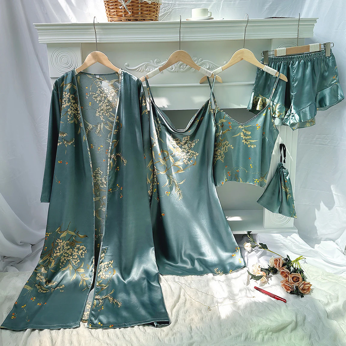 5 Pcs Women's Sexy Lace Nightgown Set - Image 5
