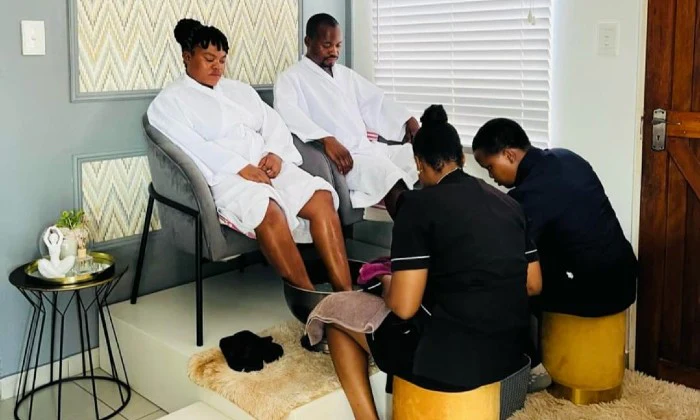 60-Minute Full Body Hot Stone Massage with Optional Facial at The Royal MO Spa - Image 4