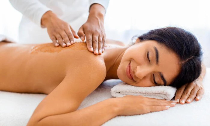 60-Minute Full Body Massage at Funarya Beauté