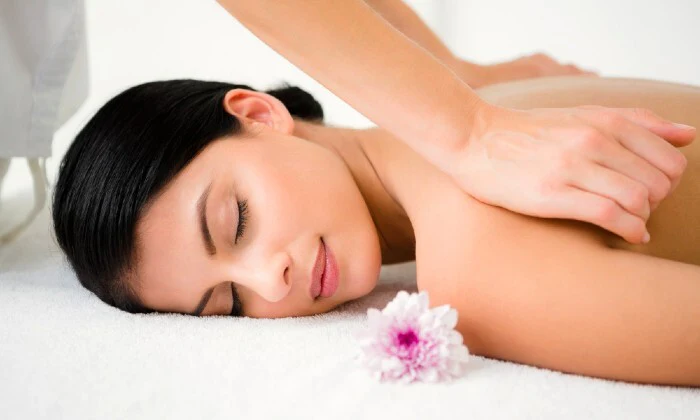 60-Minute Full Body Swedish Massage at Vee Fab Beauty - Image 3