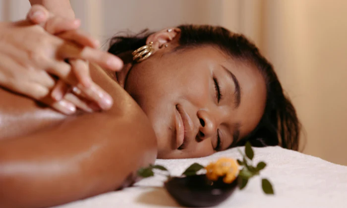 60-Minute Massage Combo: Deep Tissue Massage & Head Massage at Thai Haven Spa