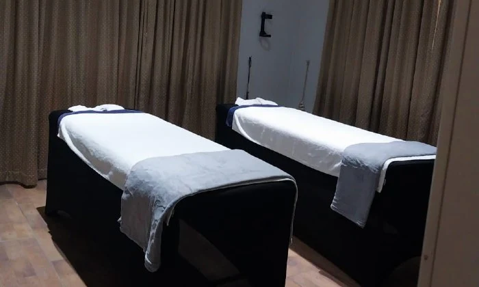 90-Minute Spa Package for 1 or 2 at Amor Beauty Spa - Image 4
