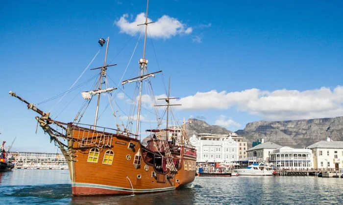90-Minute Sunset Bay Cruise for 2 on Jolly Roger Pirate Ship, V&A Waterfront - Image 6