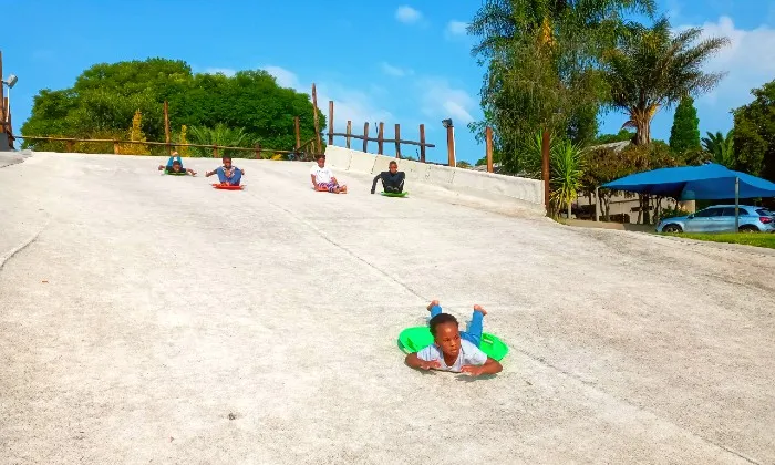 Bum boarding experience for 3 or 5 kids - Image 6