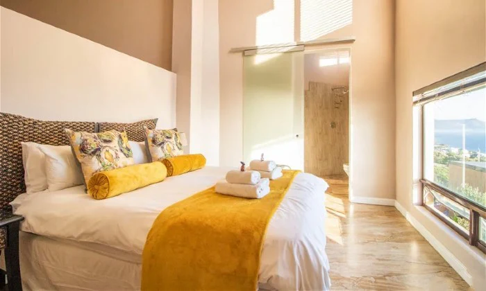 Cape Town: 1 or 2-Night Stay for 2 at Aqua Terra Boutique Guesthouse - Image 15