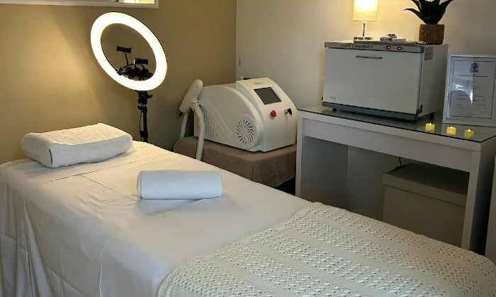 Choice of 75-Minute Full Body Massage at Skin Room Aesthetic and Body - Image 3