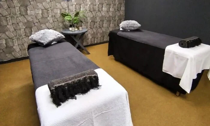 Choice of 90-Minute Full Body Massage at Hands of Gold Spa - Image 5