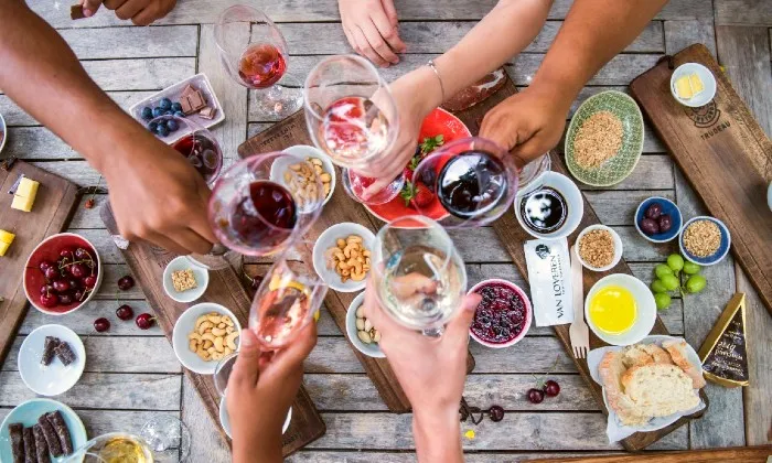 Choice of food & wine pairing including tour and a bottle of wine - Image 4