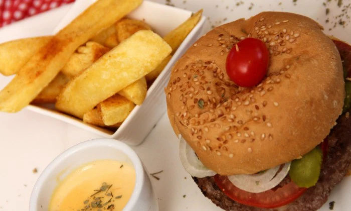 Choice of Kitchen Specials for 2 at Bergsig Bistro - Image 4