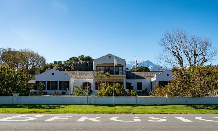 Choice of Kitchen Specials for 2 at Bergsig Bistro - Image 5