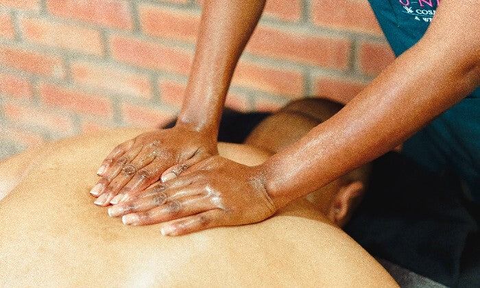 Deep Detox & Melt – Hot Stone Massage + Full Body Ozone Therapy - Image 3