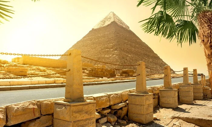 Discover Egypt – 5-Night Holiday Package for 2 Adults with Guided Tours & Nile Dinner Cruise - Image 10