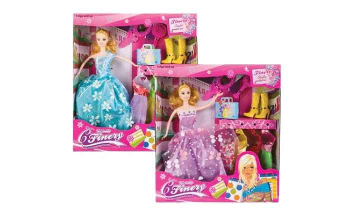 Princess Doll with 4 Dresses + Accessories – 28cm
