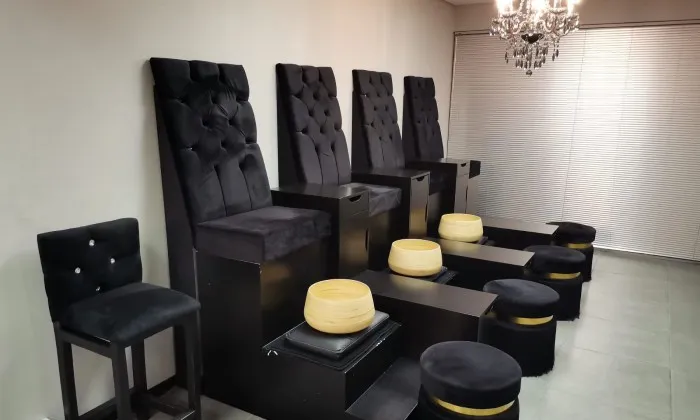 2-Hour Spa Package at Coco Vogue Revive Lounge - Image 4