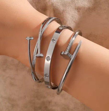 Luxury Gold Nail & Crystal Stainless Steel Bracelet Set - Image 6