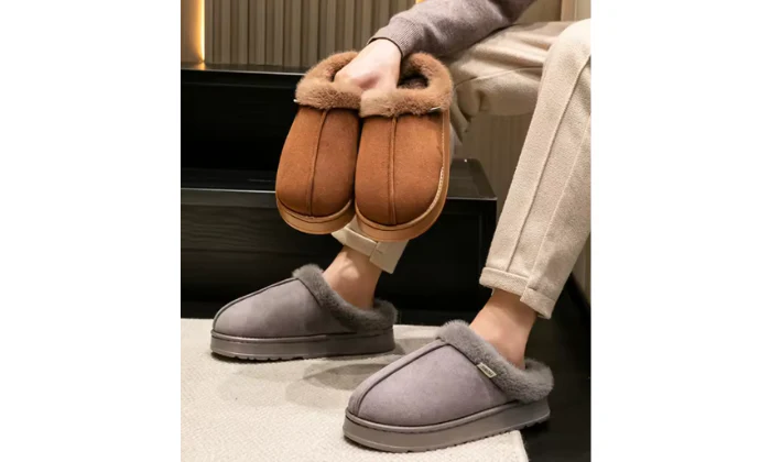 Extra Warm Indoor Slippers with Fur Lining - Image 2