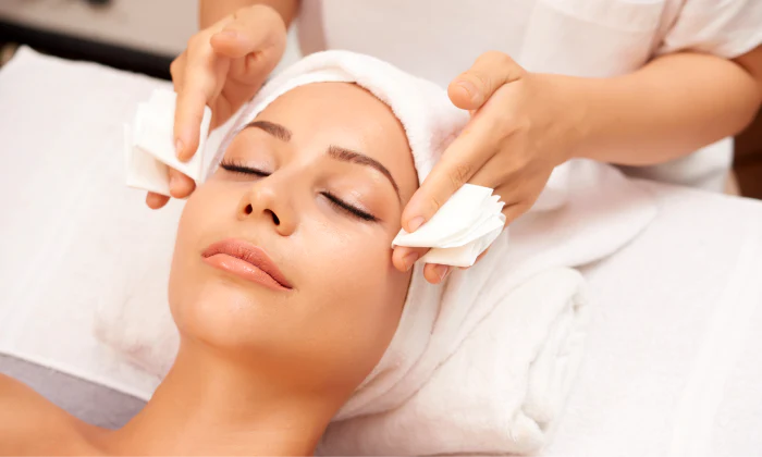 Facial and Advanced Skin Treatment at Calmer Health and Skincare