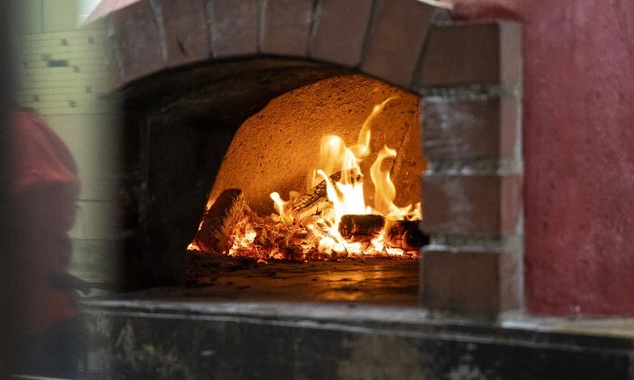 Family Feast for 4 at Panarottis Weskus – Large Pizzas, Desserts & Soda Jug - Image 5