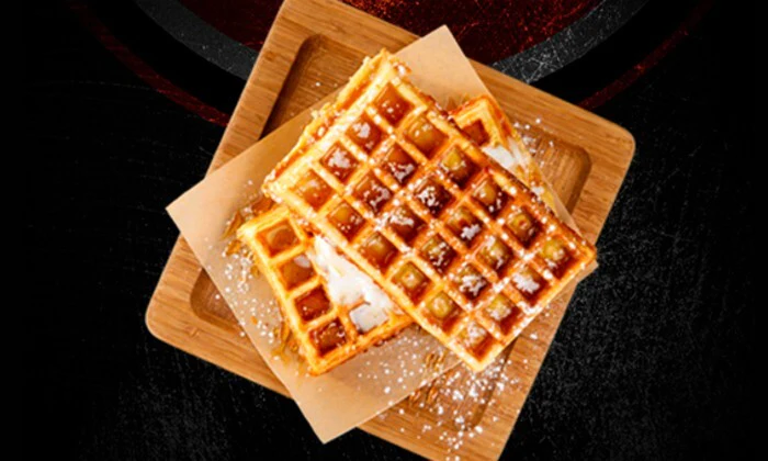 Feast for 2 – 150g Smashburgers, Wings, Sides & G-Shakes or Desserts at Rocomamas Long Street - Image 6