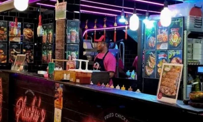 Fully-Loaded 30cm Quesadilla Pie with 500ml Milkshakes or Popping Boba's for 2 - Image 4