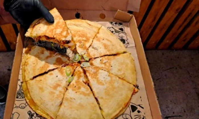 Fully-Loaded 30cm Quesadilla Pie with 500ml Milkshakes or Popping Boba's for 2 - Image 5