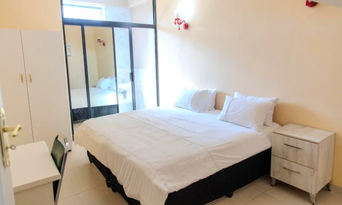 Gauteng: 1-Night Stay for 2 including Spa Treatment at Glenanda Hotel - Image 2