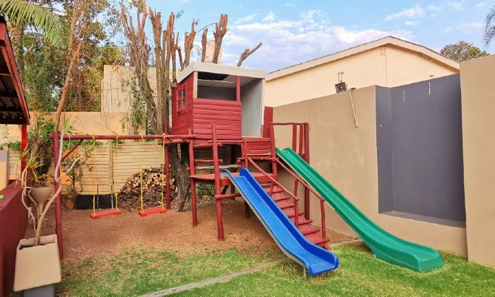 Johannesburg: 1-Night Stay for Two with optional Massage at 17 on Buffalo - Image 13