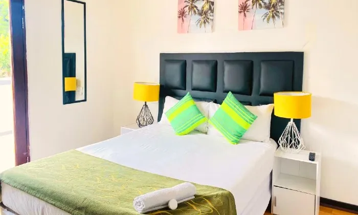 Johannesburg: 1 or 2-Night anytime stay for two including breakfast at Airport Royal Guest House - Image 12