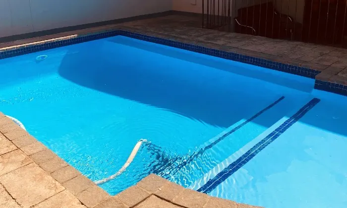 Johannesburg: 1 or 2-Night anytime stay for two including breakfast at Airport Royal Guest House - Image 5