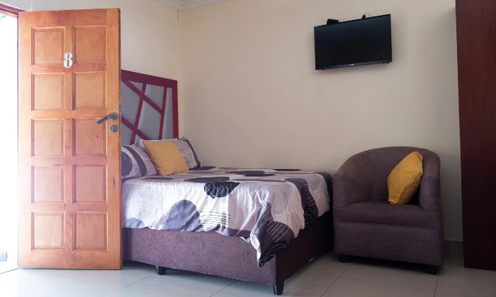 Johannesburg: 1 or 2-Night Stay for Two including Breakfast at Melrose Hideout Guesthouse & Spa - Image 16