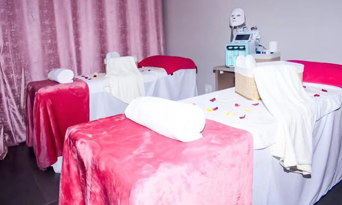 Manicure & Pedicure at Bakone Beauty Clinique - Image 5