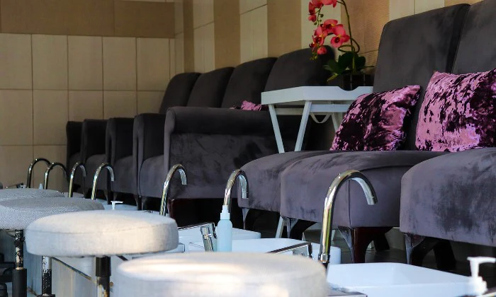 Midweek Escape for 2: Massage, Romantic Stay, Breakfast & Extras at Nouvelle Spa Boutique Guest House - Image 6
