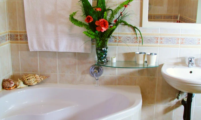 Mpumalanga: 1-Night Stay for Two including Breakfast at Montrose River Lodge - Image 11