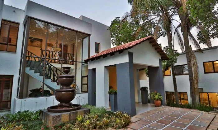 Mpumalanga: 2-Night Stay for Two including Breakfast at Khayalami Hotel, Mbombela - Image 3