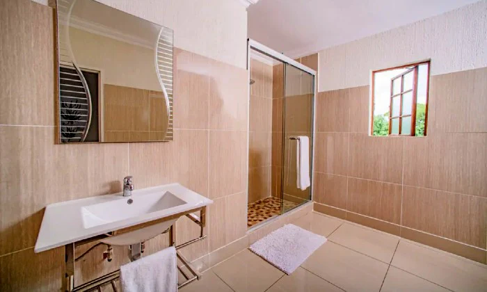 Mpumalanga: 2-Night Stay for Two including Breakfast at Khayalami Hotel, Mbombela - Image 5