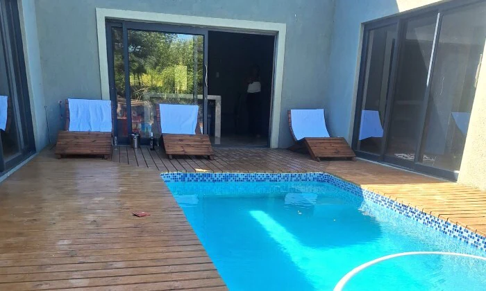 Mpumalanga: 2-Night Stay for Two including Breakfast, Dinner & Game Drive at Illanga Kruger Lodge - Image 11
