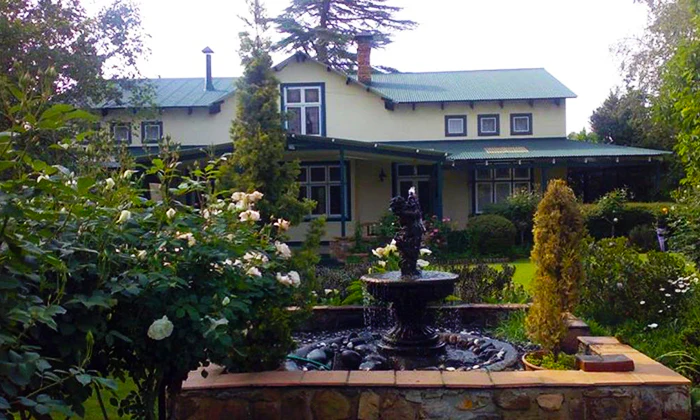 Mpumalanga: 2-Night Stay for Two with Breakfast and optional Manicure or Spa Package at The Highland Rose Bed and Breakfast